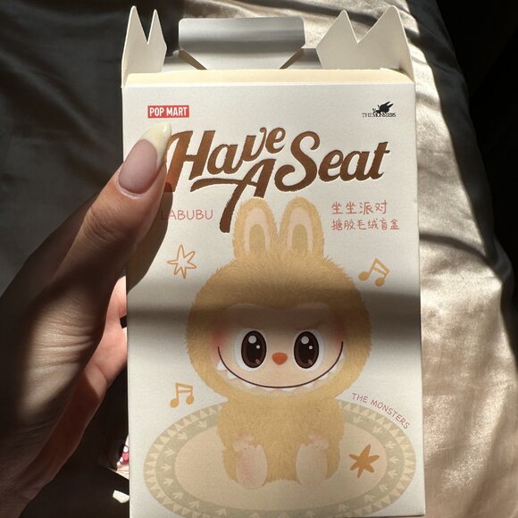 POP MART Labubu Have a Seat "ZiZi" Brand New (With OPENED Box) - Picture 2 of 5